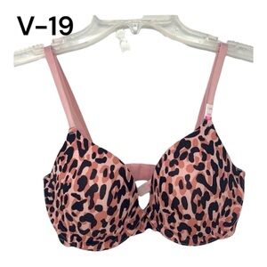 Pink Victoria’s Secret Sz32D T-shirt Bra NWT
